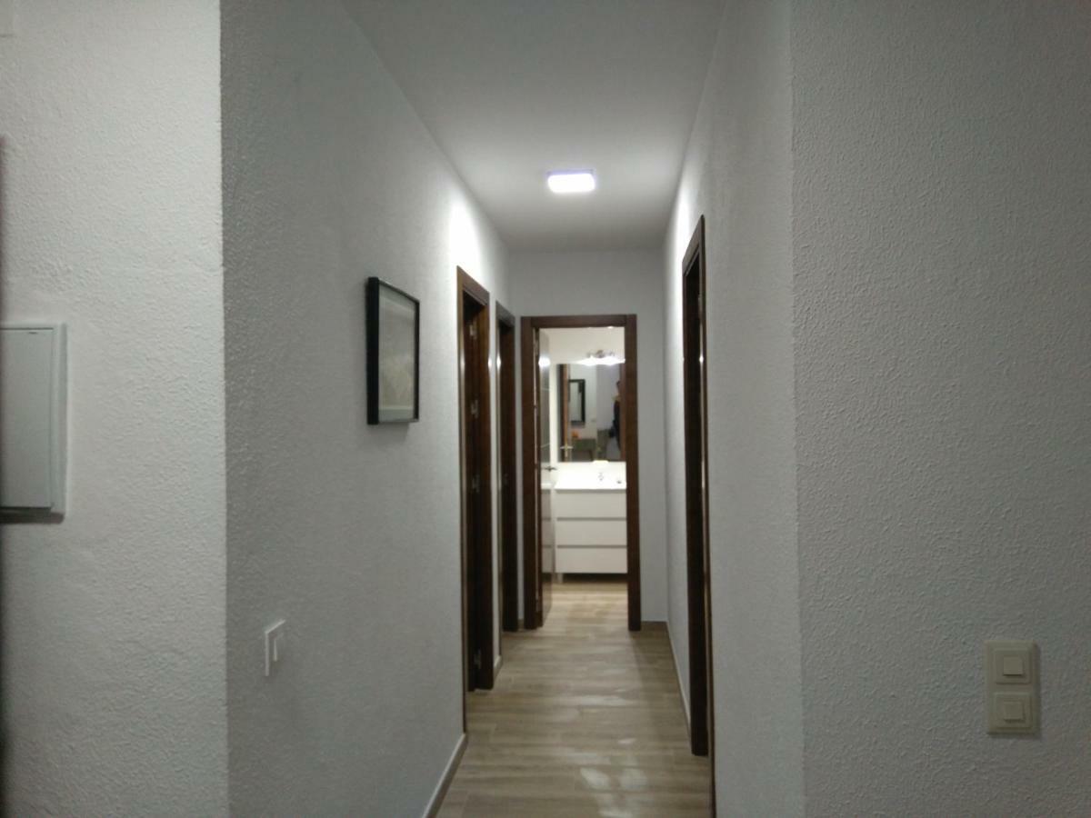 Chalet En Roche كونيل ذي لا فرونتيرا المظهر الخارجي الصورة